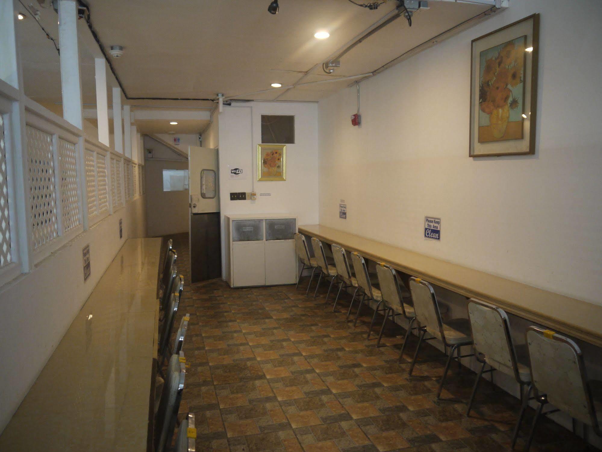 Himawari Hotel Garapan Exterior foto